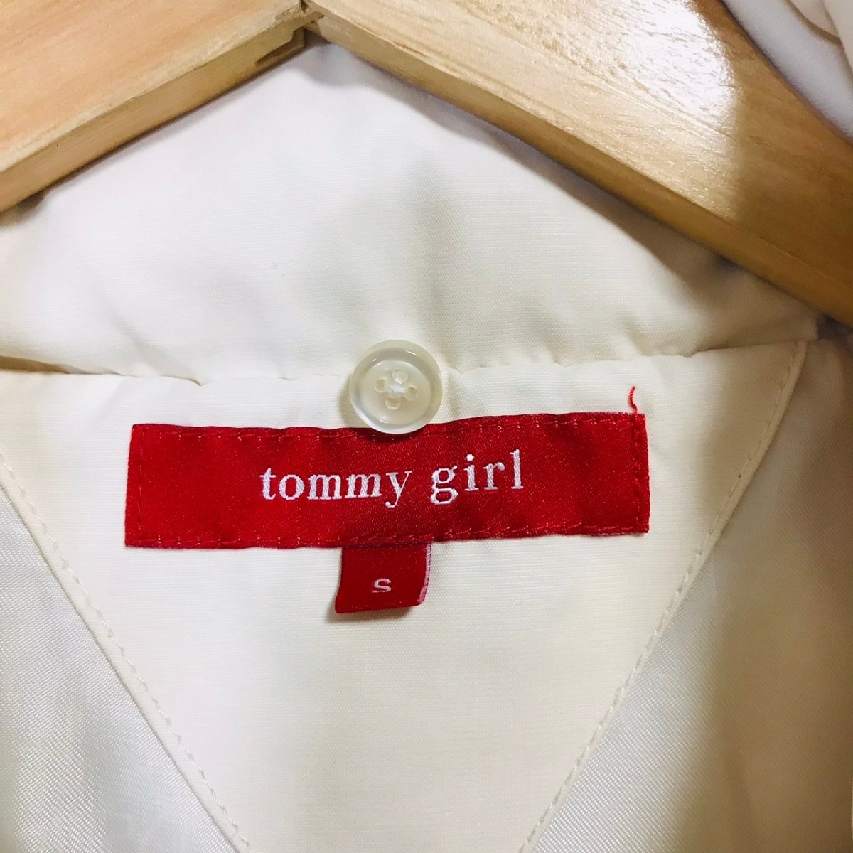 H5969dL tommy girl トミーガール サイズS ダウンベスト アウター アイボリー レディース 防寒 スポーティー カジュアル スポカジ 秋冬_画像5