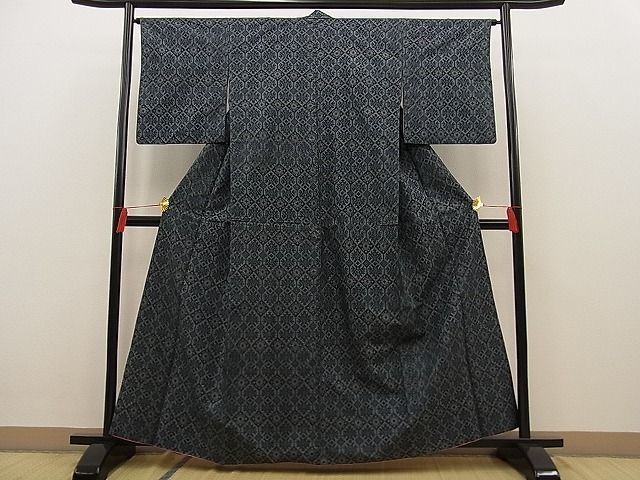 平和屋野田店■本場村山大島紬　吉祥花菱文　逸品　n-ne1357_画像2