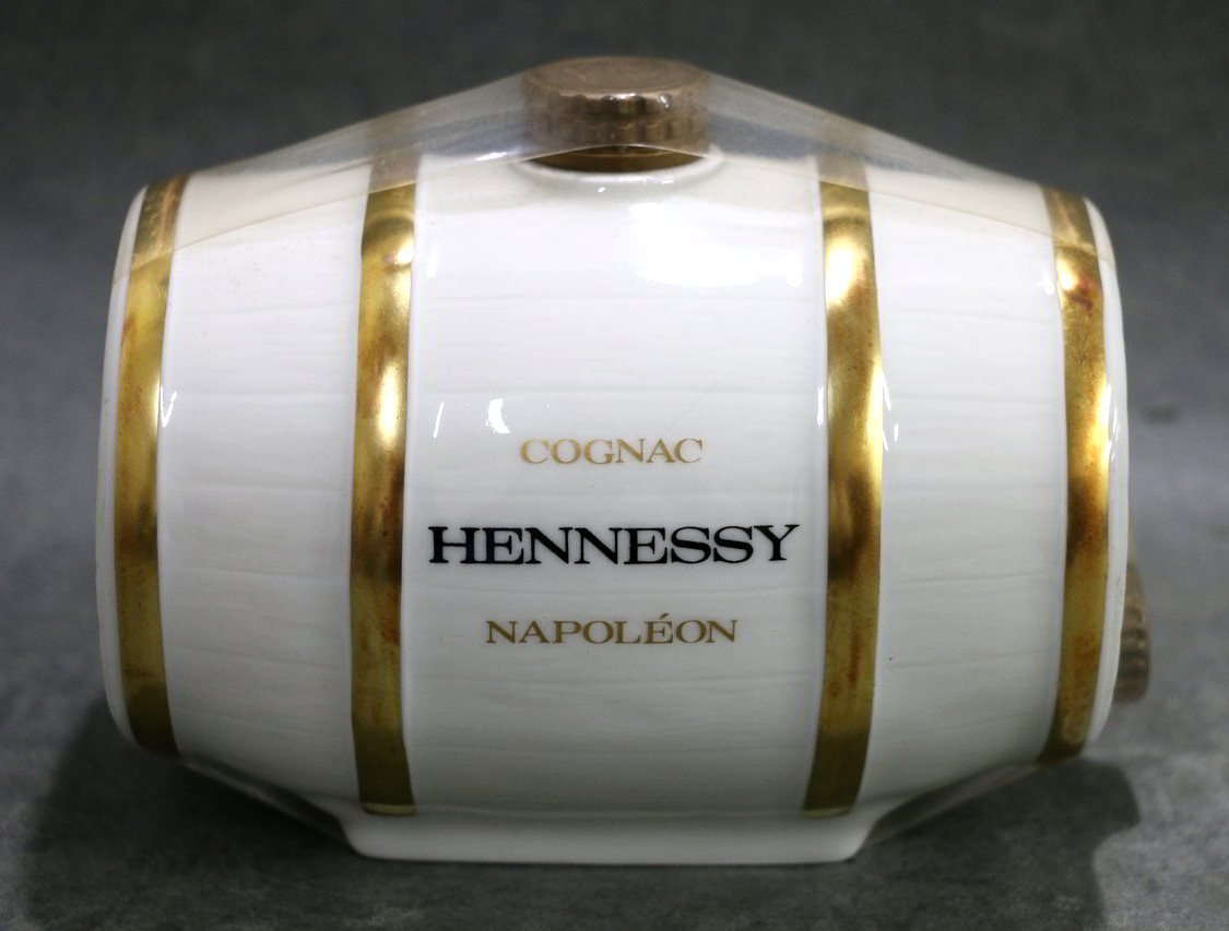 1円～【古酒未開栓】コニャック ヘネシー Hennessy Limoges Porcelain Barrel ナポレオン リモージュ陶器製 ケース 替栓付_画像6