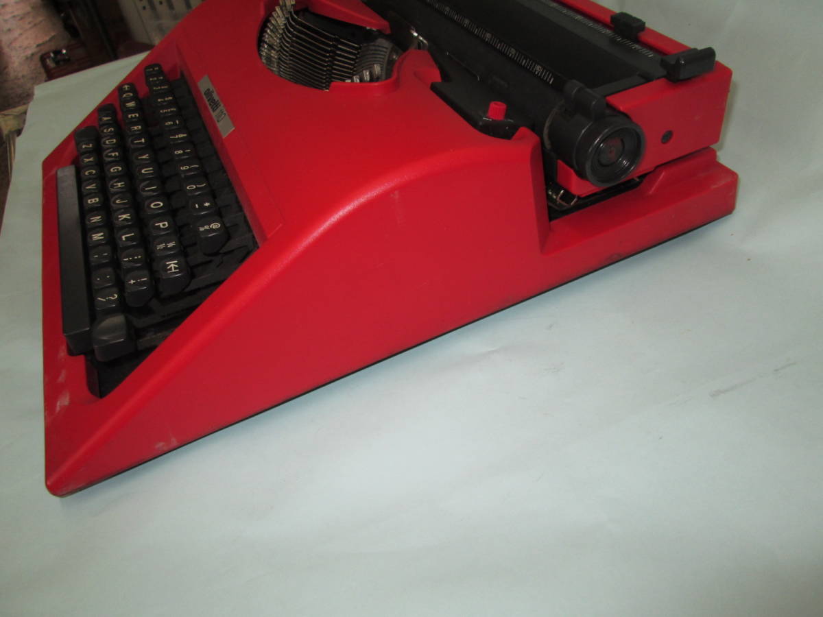 ★レトロ アンティーク★タイプライター olivetti 110 スペイン製 動作未確認 現状品の画像5