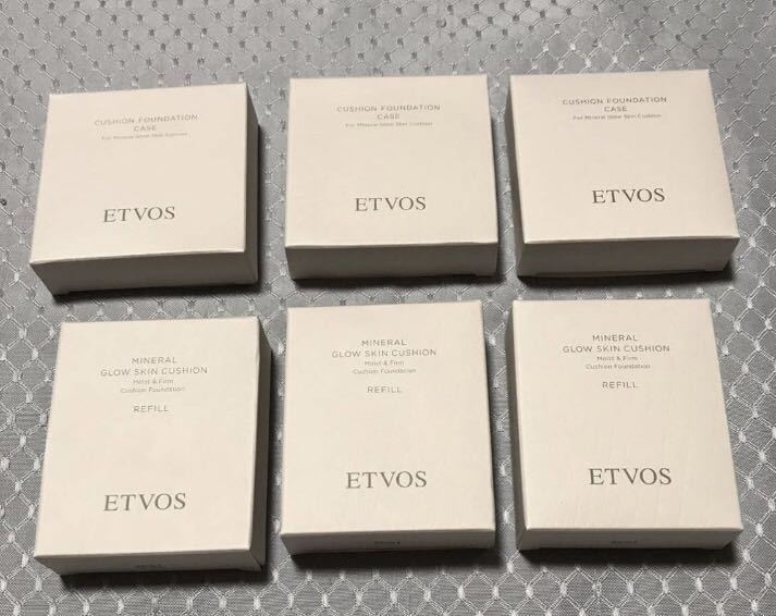エトヴォス ETVOS ミネラルグロウスキンクッション +ケース＋パフ付 SPF32 PA+++ ナチュラル 4個セット、ライト4個セット新品_画像1