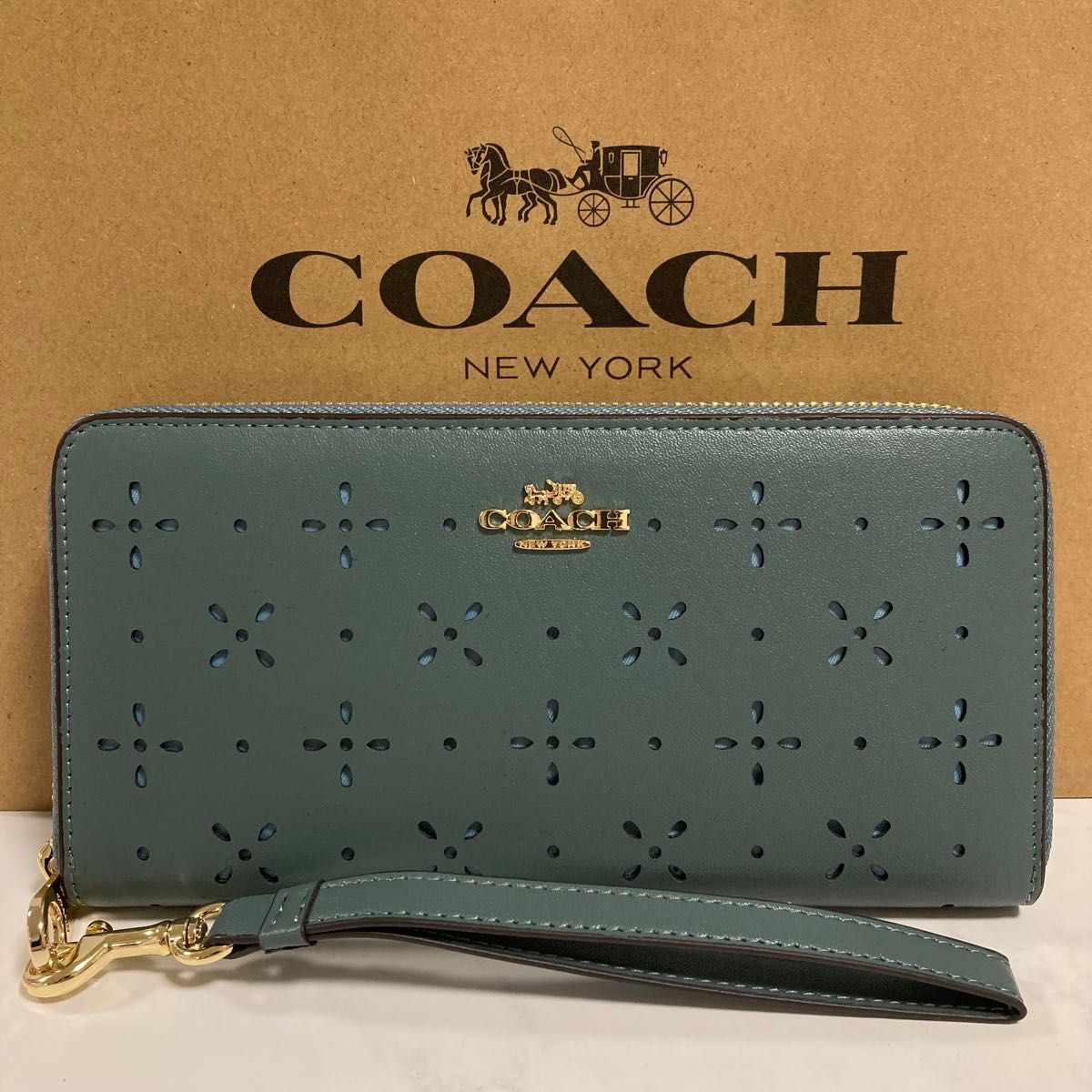 新品 COACH長財布 コーチ 長財布 レディース メンズ フラワー 新品 COACH長財布 コーチ 長財布 レディース メンズ フラワー