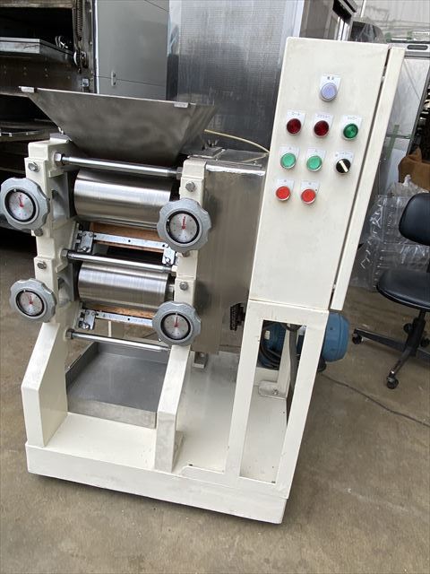 中古 ライシー 谷沢菓機工業株式会社