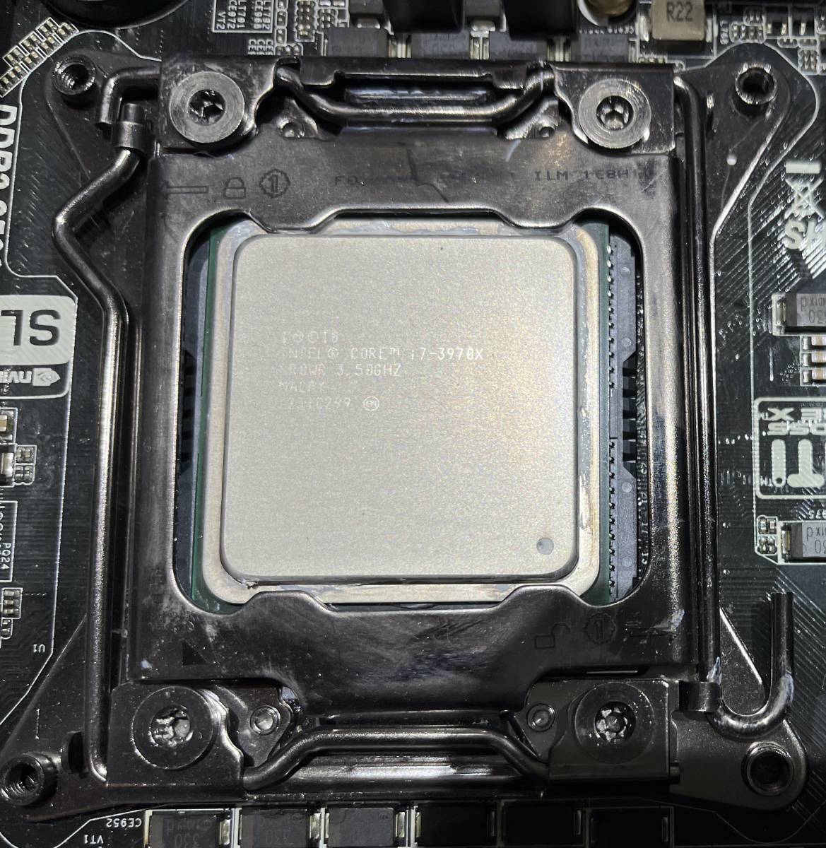 ジャンク　ASRock　X79　Extreme11(LGA2011) CPU(i7-3970X) メモリー16GB　付き_画像2