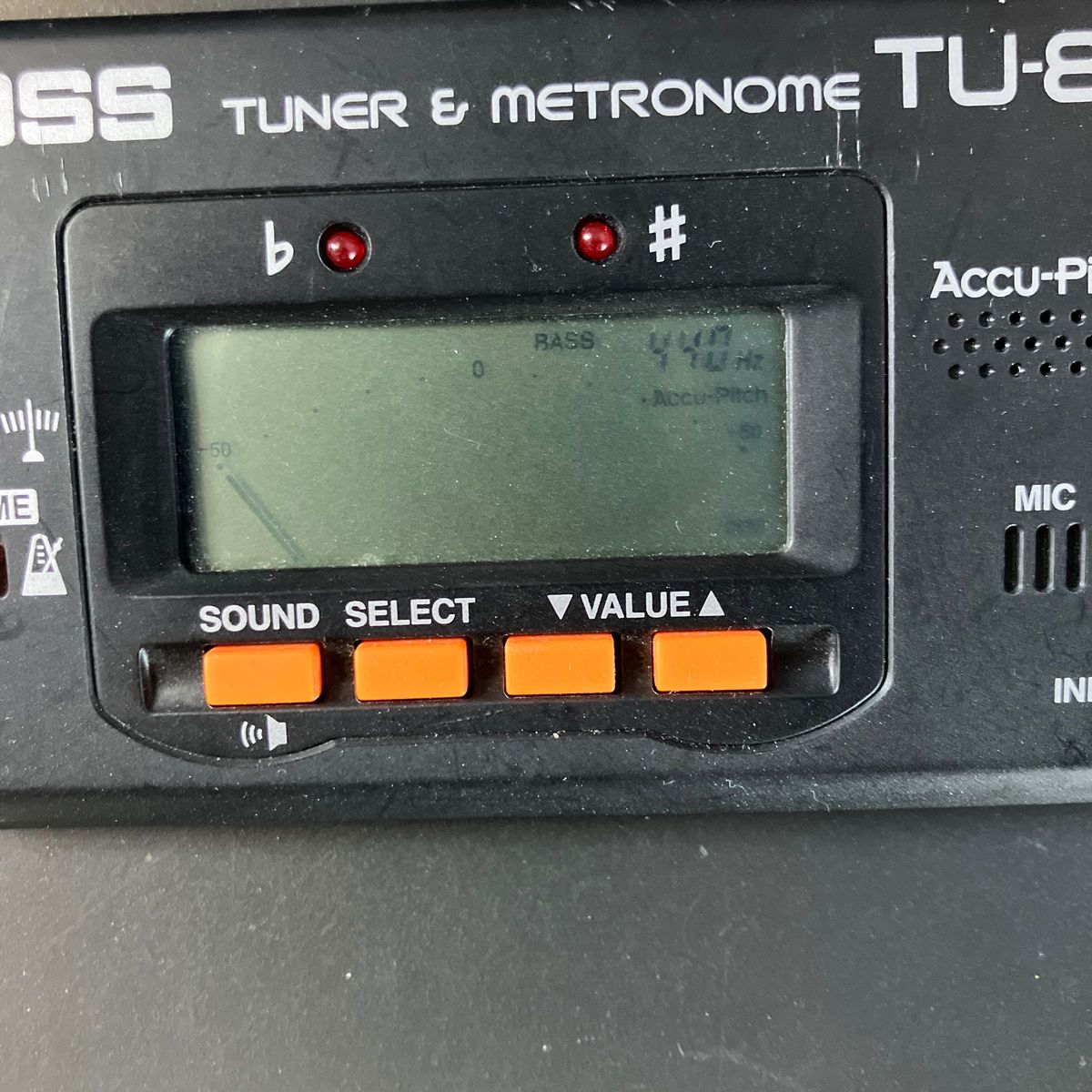 BOSS tuner&Metronom TU-80