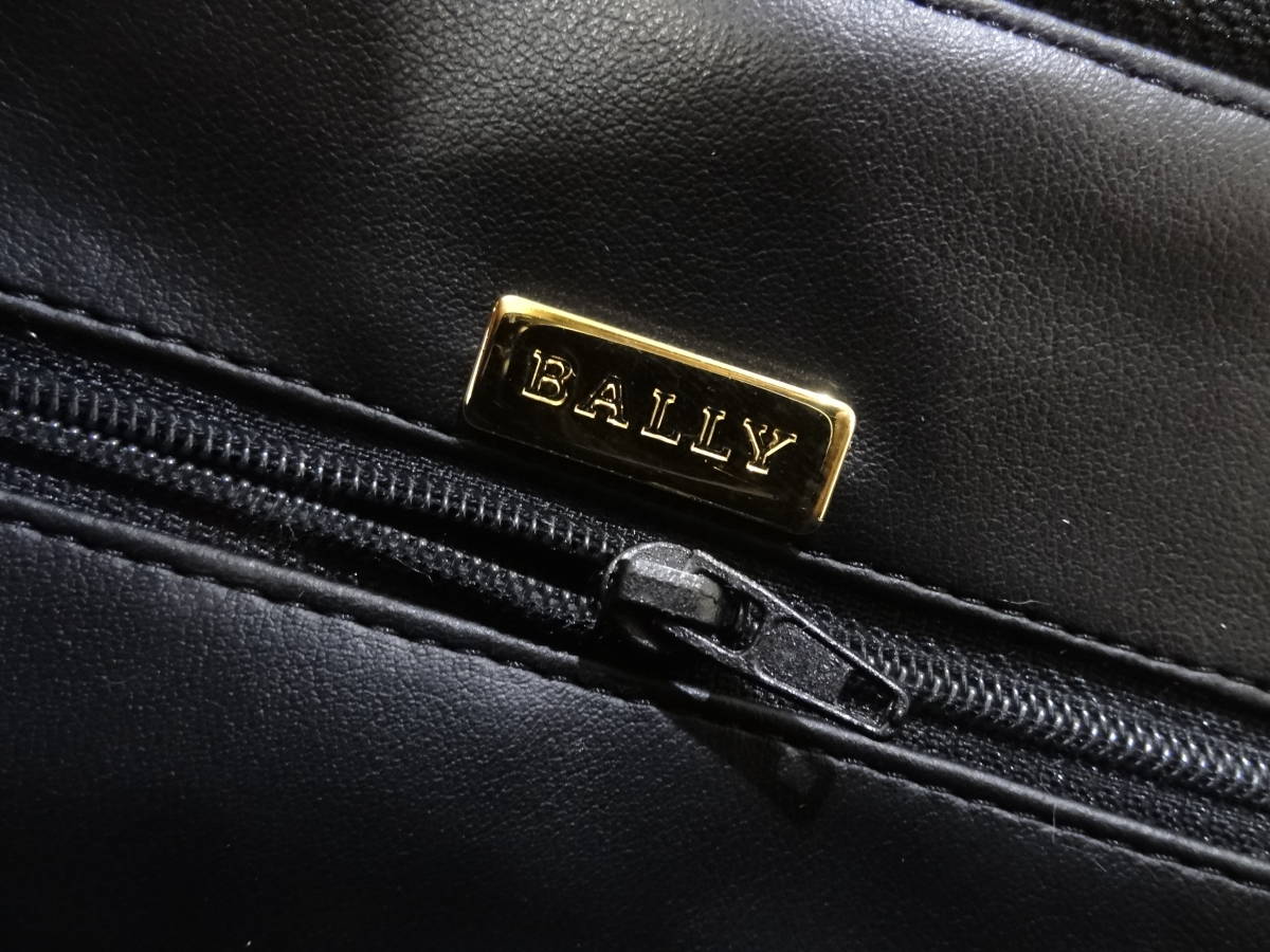 【必見】 BALLY バリー 高級本革 婦人 レディース レザー バッグ ヴィンテージ 本革 マトラッセ_■商品説明に詳細画像をご覧いただけます。