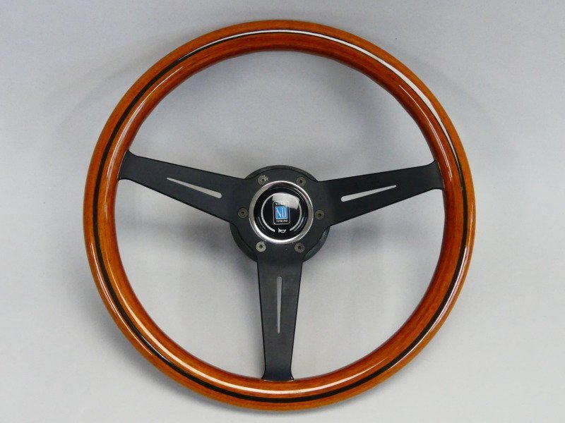 r226 ナルディ クラシック ウッド ステアリング 3スポーク 直径約36.5cm ホーンボタン付き ハンドル 旧車 当時物の画像1