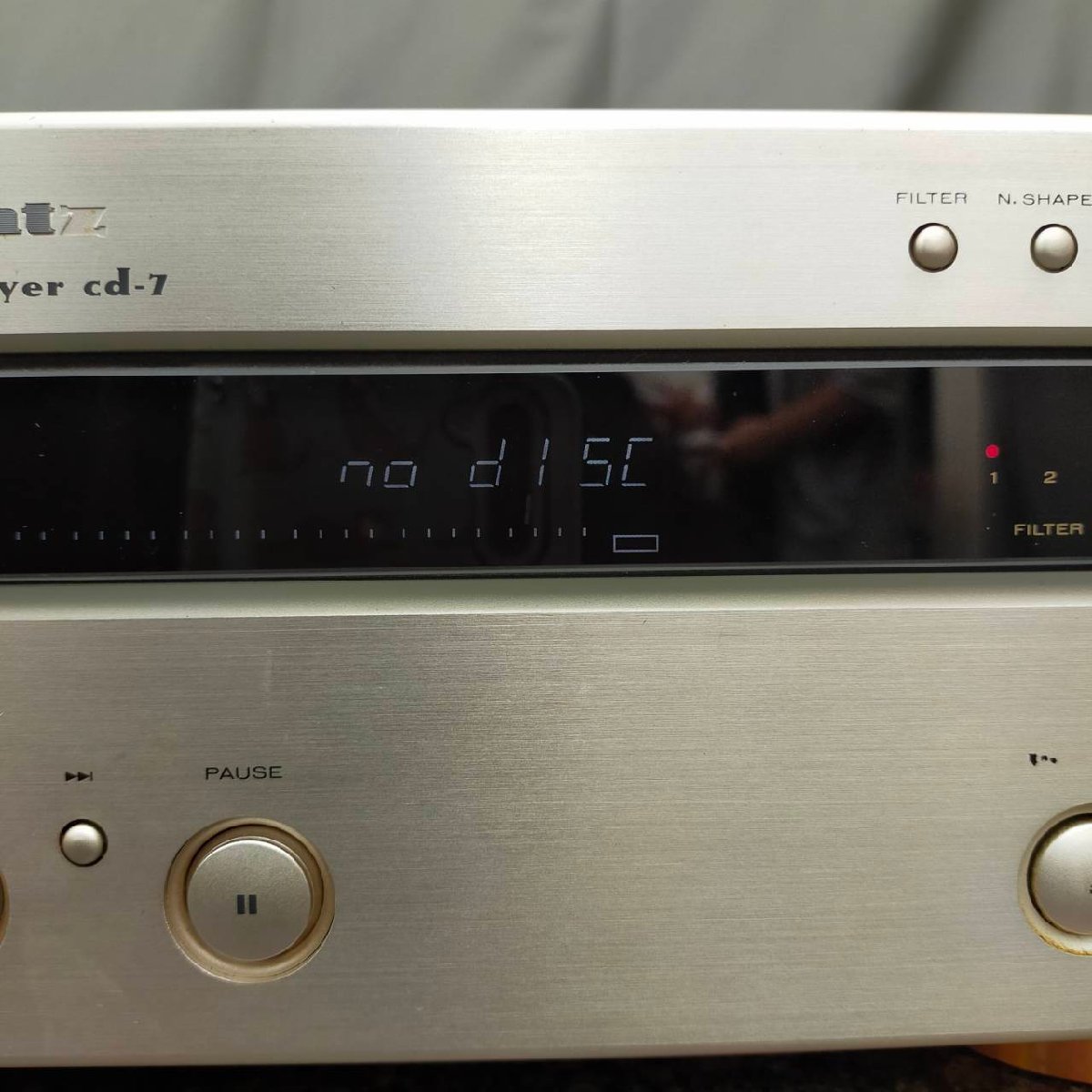 T4146＊【ジャンク】Marantz マランツ CD-7F CDプレイヤー_画像4