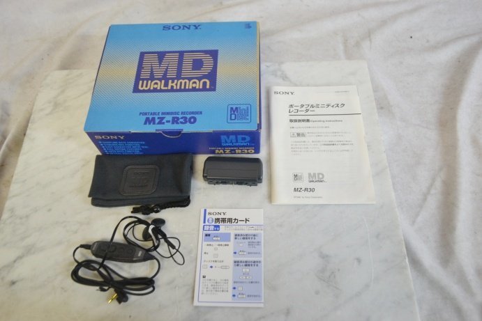 K●【中古】SONY MD Walkman MZ-R30 ソニー ウォークマン_画像2