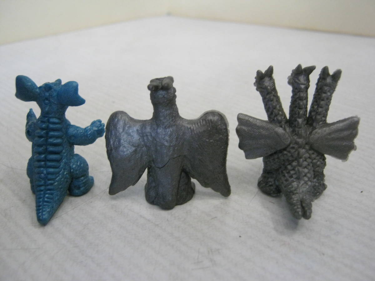 ヤフオク ポピー ゴジラ怪獣 消しゴム人形 6種類 ゴジラ ヤフオク ポピー ゴジラ怪獣 消しゴム人形 6種類 ゴジラ