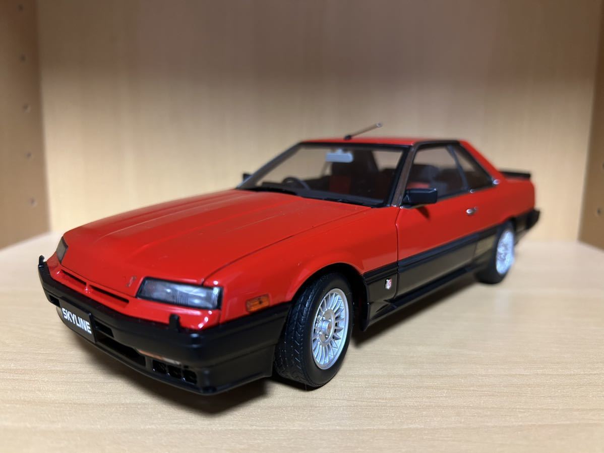 オートアート 1/18 NISSAN SKYLINE 2000 Turbo RS-X(DR30) AUTOart 日産スカイライン 鉄仮面 赤/黒　箱違い_画像1