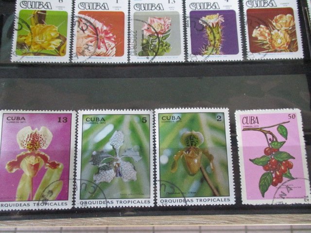 【送料無料】　アンティーク・コレクション　キューバ・ベトナムなど　花　竹　果物　など　切手　一部台紙貼り付け済み　（44-O）_画像8