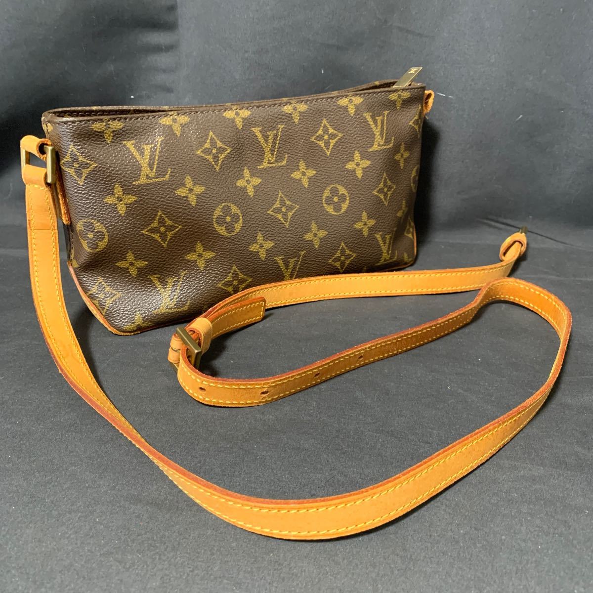 LOUIS VUITTON ルイヴィトン LV モノグラム トロター M51240 ポシェット ショルダーバッグ レディース SL1012 ブラウン _画像1