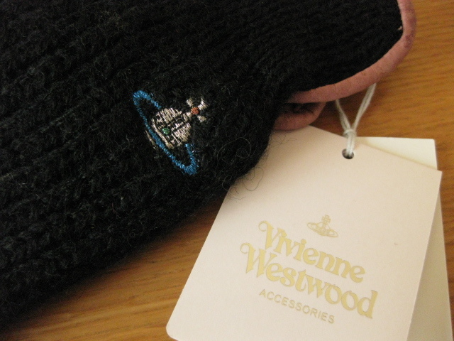 Vivienne Westwood　メンズ手袋　ヴィヴィアンウエストウッド 手袋 ニット 二枚仕立て 装飾スエード ブラック　黒_画像2