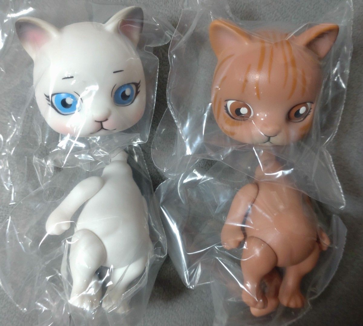 CAPSULE DOLL White・Brown Tiger 2種セット カプセルドール 猫