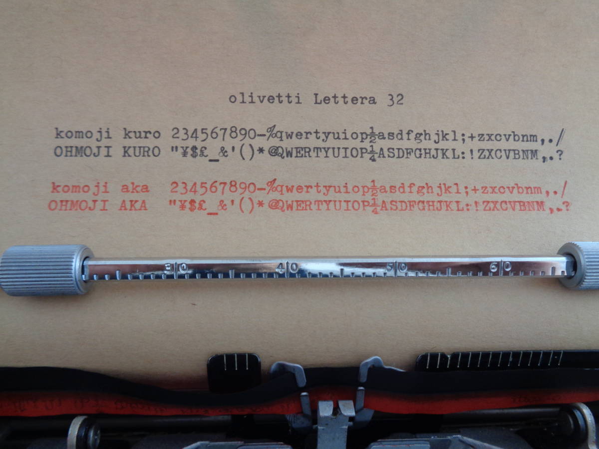 完動品　olivetti Lettera 32　オリベッティタイプライター　イタリア　トリコローレカラー　_画像2