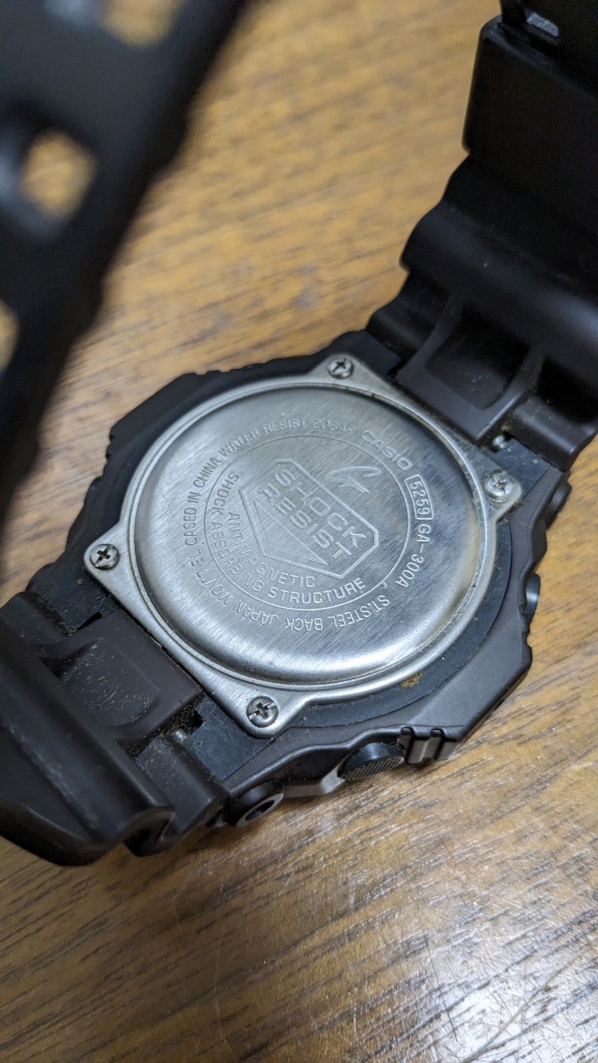 CASIO G-SHOCK GA-300A 5ADR_画像4