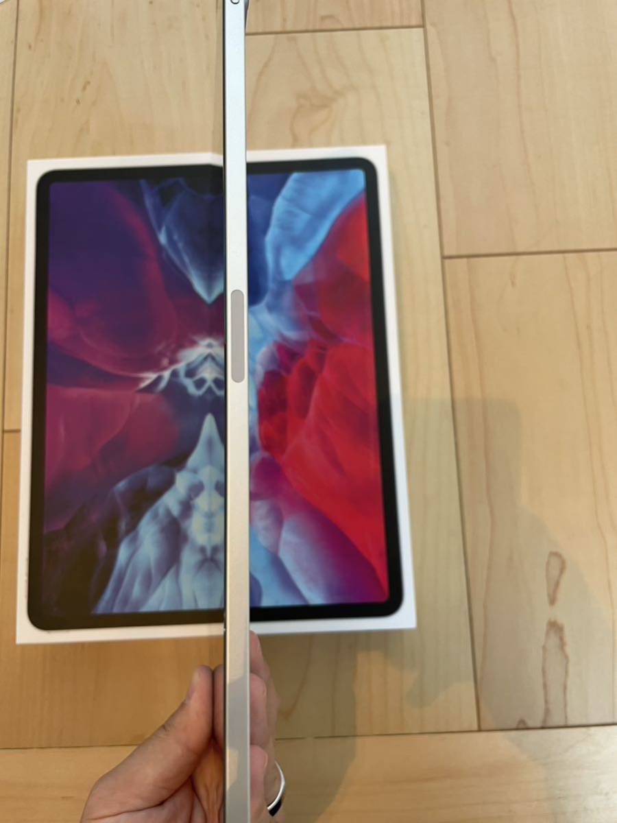 iPad pro 12.9インチ 第4世代 256GB-