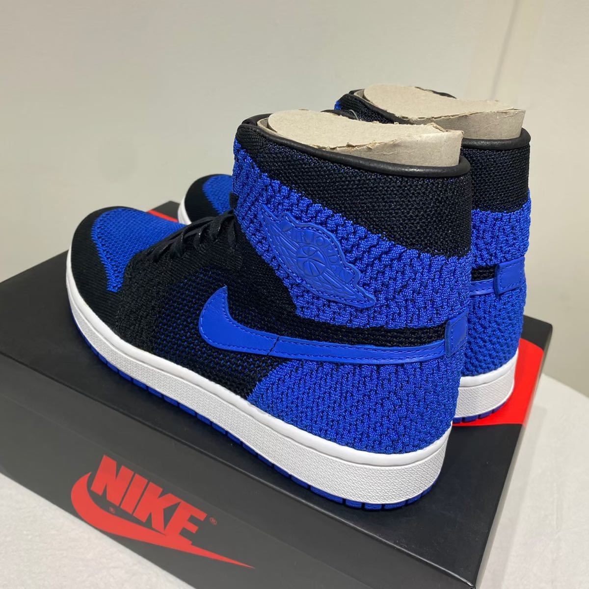 【新品未使用】NIKE JORDAN1 RETRO HI FLYKNIT ナイキ ロイヤル エアジョーダン スニーカー _画像3