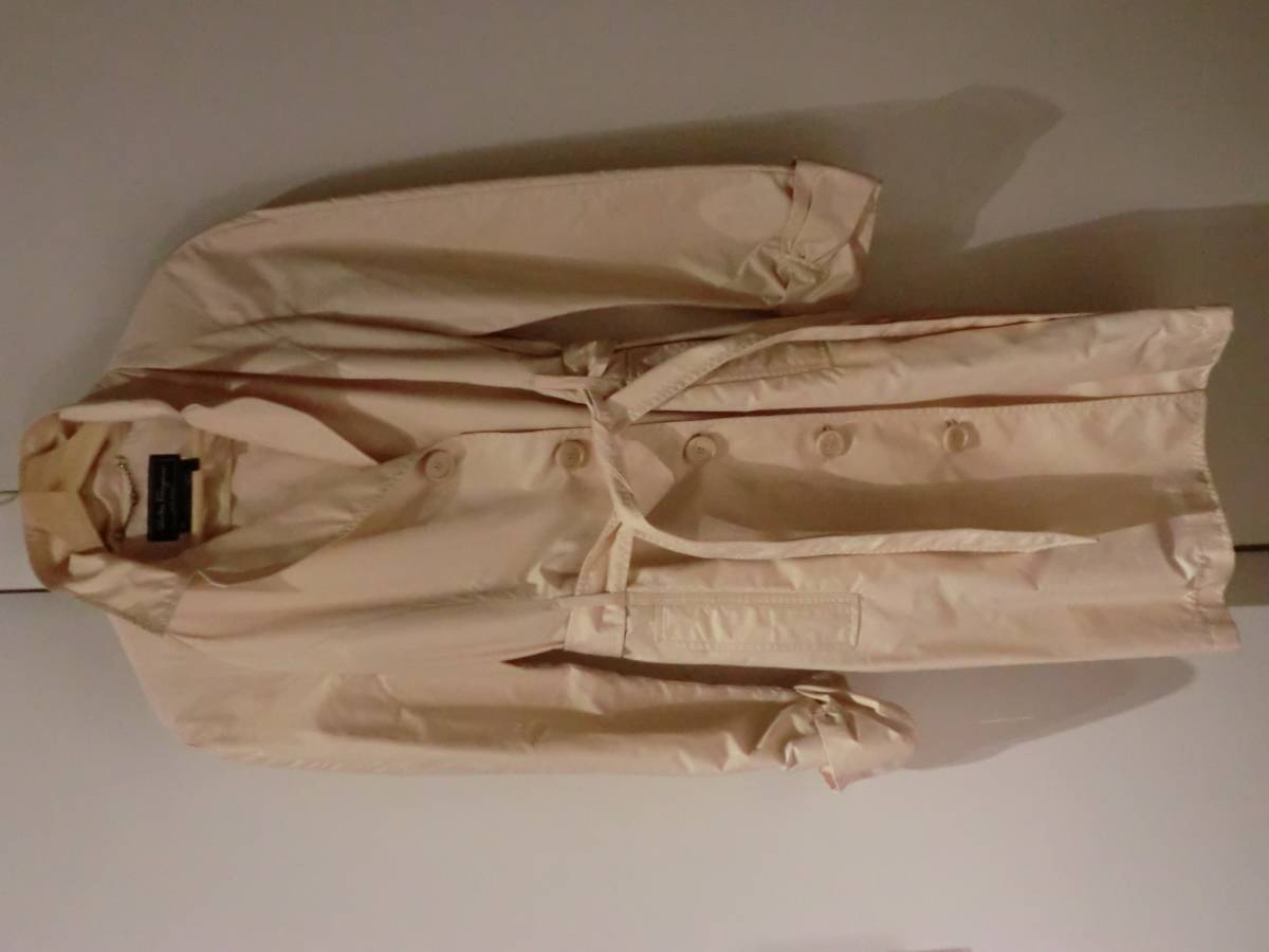 サルバトーレフェラガモ コート 42 SalvatoreFerragamo イタリア製 ヴァラ ベージュ レディース 長袖 美品 綺麗 ロングコート ベルト 付き