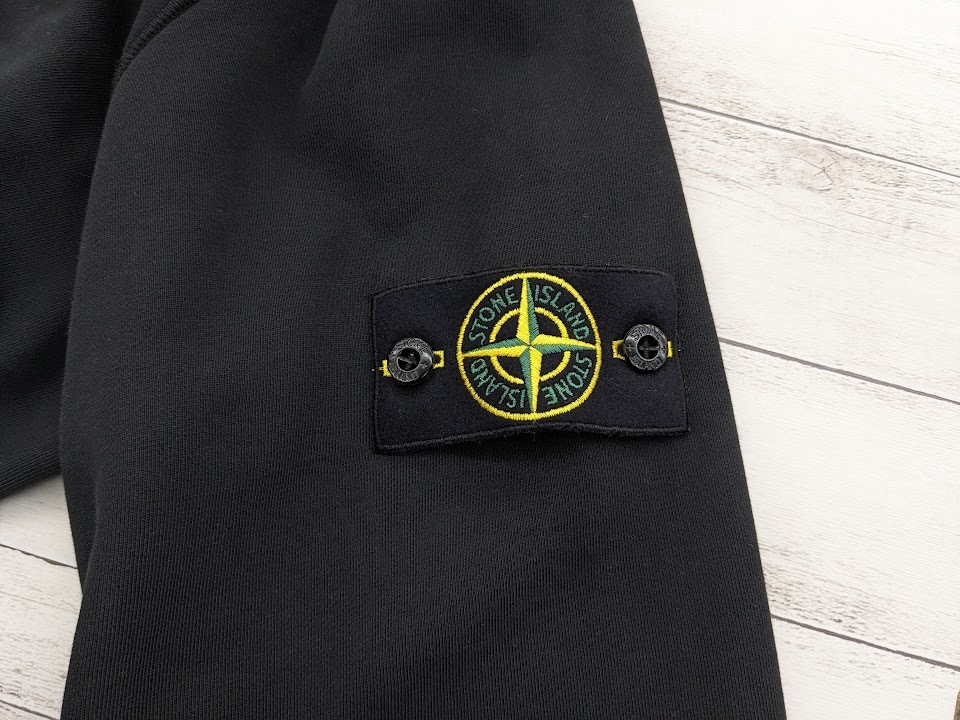 ∀ 美品 STONE ISLAND ストーンアイランド 101564151 ドローストリング パーカー フーディ スウェット ブラック 黒_画像6