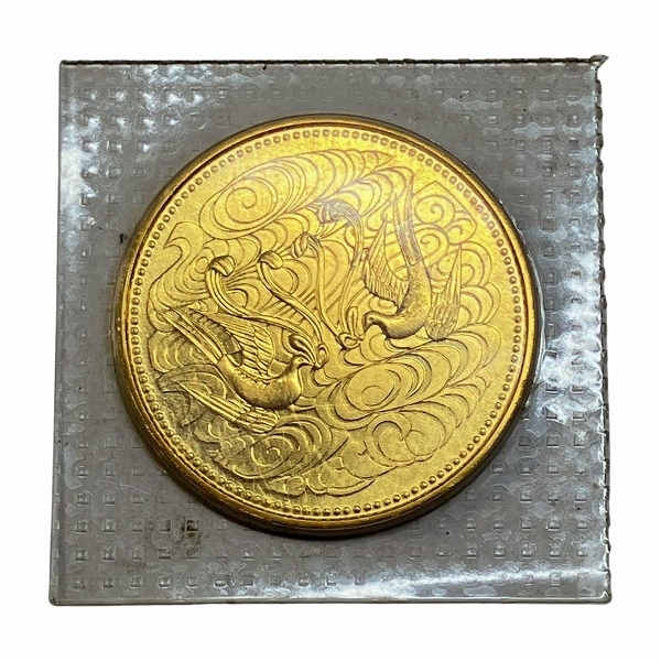 1円～最落なし 天皇陛下御在位60年記念 10万円金貨 K24 純金 20g 昭和61年 ブリスターパック入り☆0333_画像1