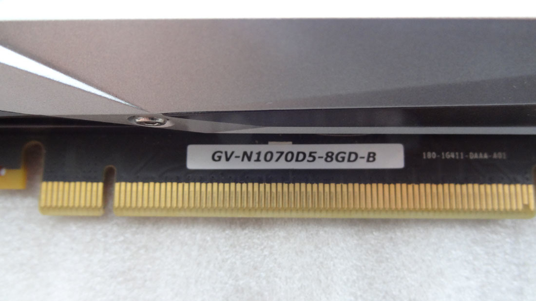 【 即決・送料無料 】GIGABYTE GeForce GTX1070 GTX 1070 GV-N1070D5-8GD-B グラボ_画像4