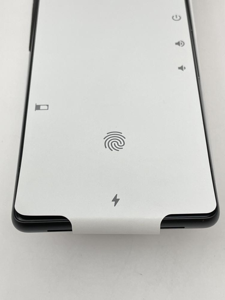 U585【新品・制限○　白ロム】 Google Pixel7a 128GB docomo SIMロック解除済 SIMフリー チャコール_画像3