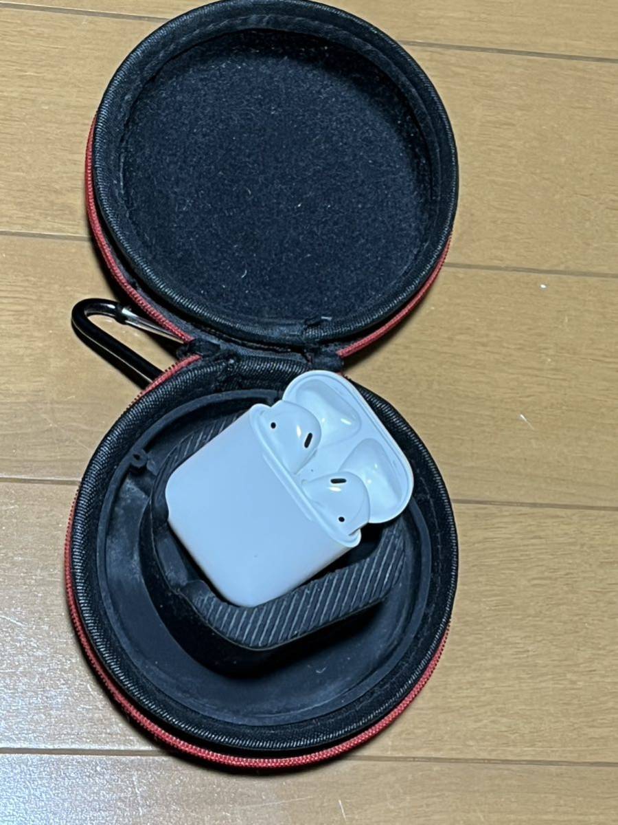 ジャンク品 AirPods 第1世代 Apple ワイヤレスイヤホン ケース付き_画像1