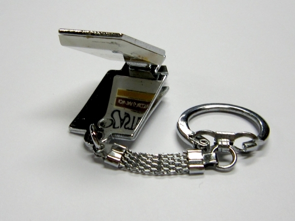  Showa Retro Vintage cigarettes pattern CASTER caster nail clippers key holder NAIL CLIPPER KEY CHAIN