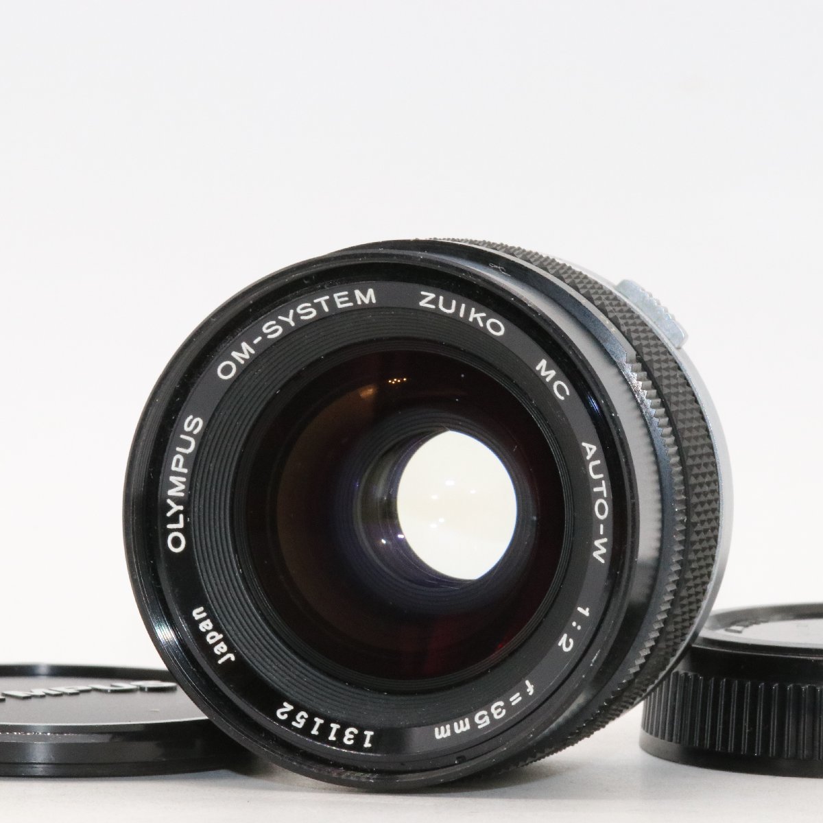 良品 OLYMPUS OM-SYSTEM ZUIKO MC AUTO-W 35mm f2 広角 単焦点 マニュアル オールドレンズ_画像1