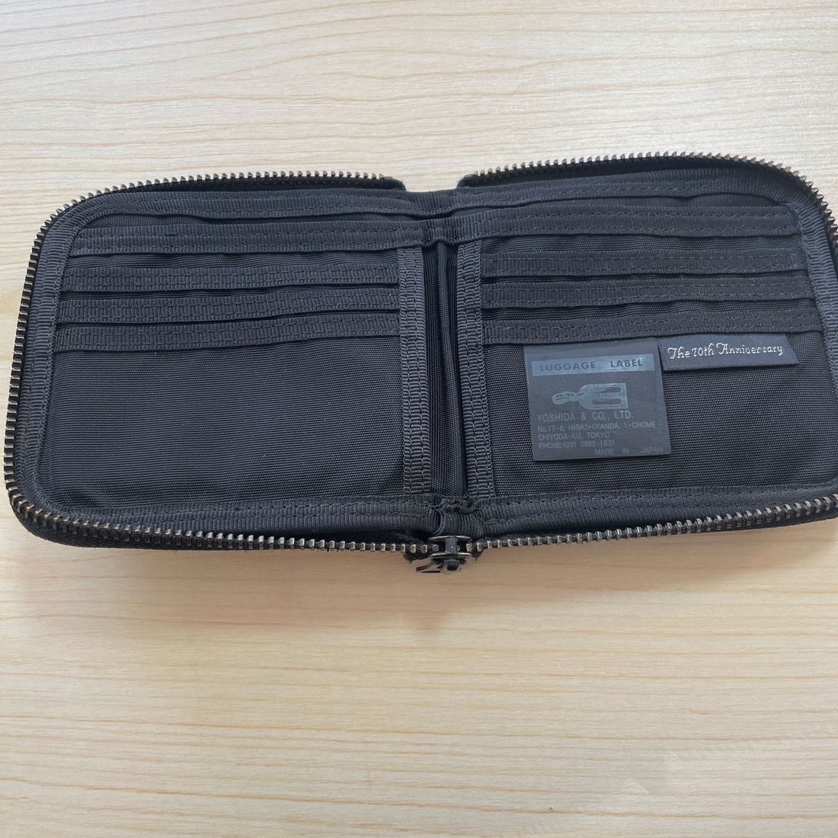 美品 PORTER ラゲッジレーベル 70周年 二つ折り財布 吉田 カバン 美品 PORTER ラゲッジレーベル 70周年 二つ折り財布 吉田 カバン