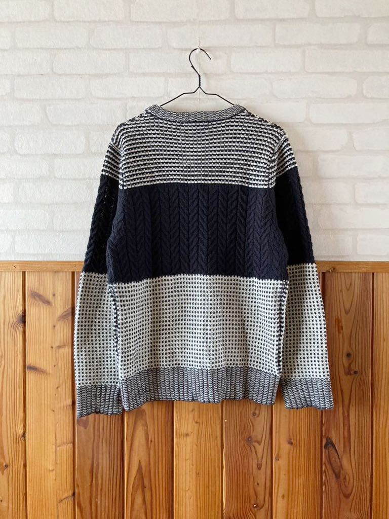 Amorte メンズ 長袖 ニット セーター Mサイズ 濃紺系 古着 knit sweater トップス アモルテ 丸首 白 紺 ミックス I_画像2