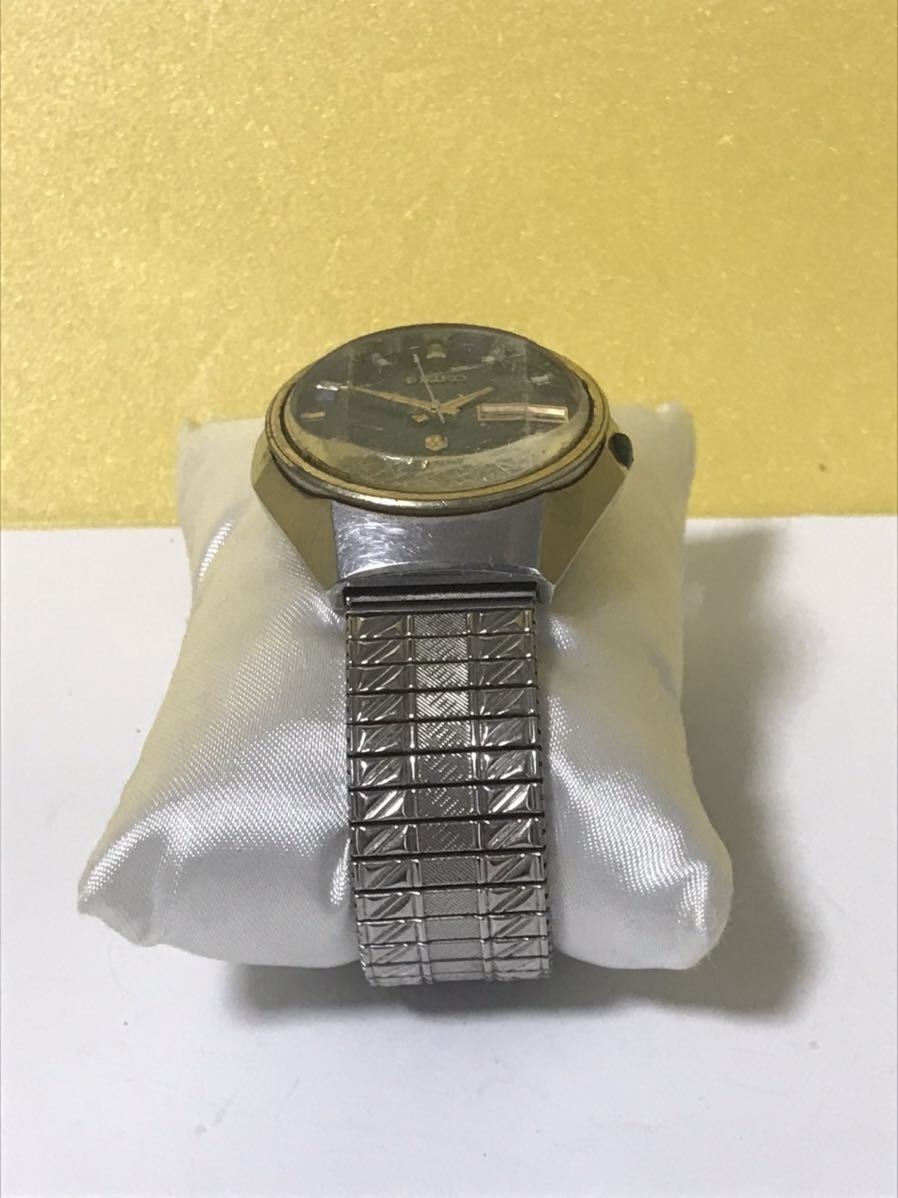 SEIKO セイコー QR 3863-7020 レア ヴィンテージ カットガラス デイデイト メンズ 腕時計_画像5