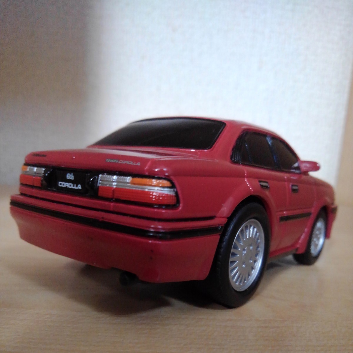 6代目　トヨタ　カローラ　AE91 プルバック　ミニカー　ハチマルヒーロー　高速有鉛_画像2