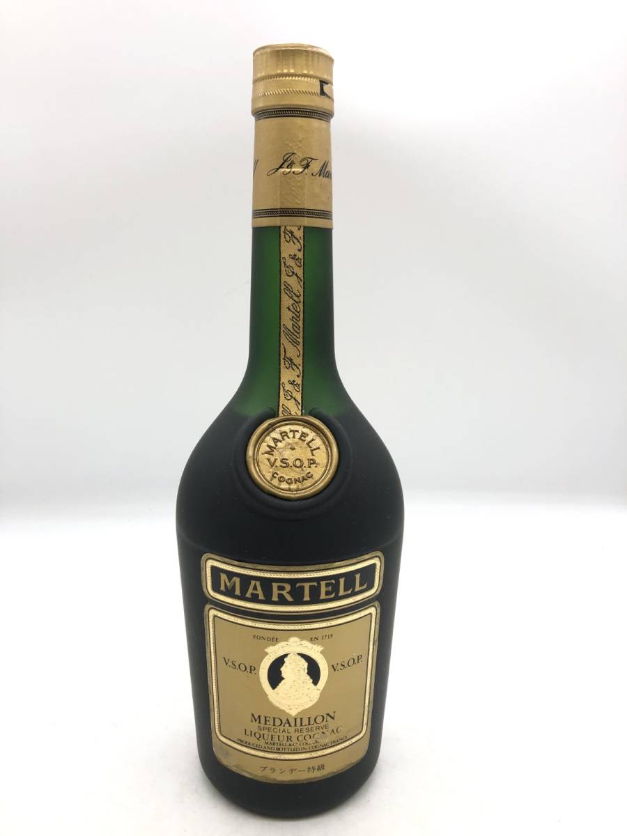 1120-006S⑲22120　お酒 700ml 40% MARTELL VSOP MEDAILLON マーテル メダリオン コニャック ブランデー 特級 未開栓_画像1