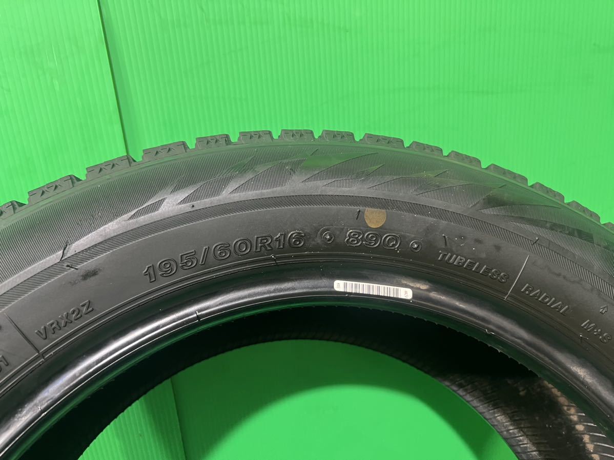 195/60R16 89Q ブリヂストン　BLIZZAK VRX2 ブリザックVRX2 スタッドレスタイヤ　19年製 4本 バリ山 195/60r16 B16_画像5