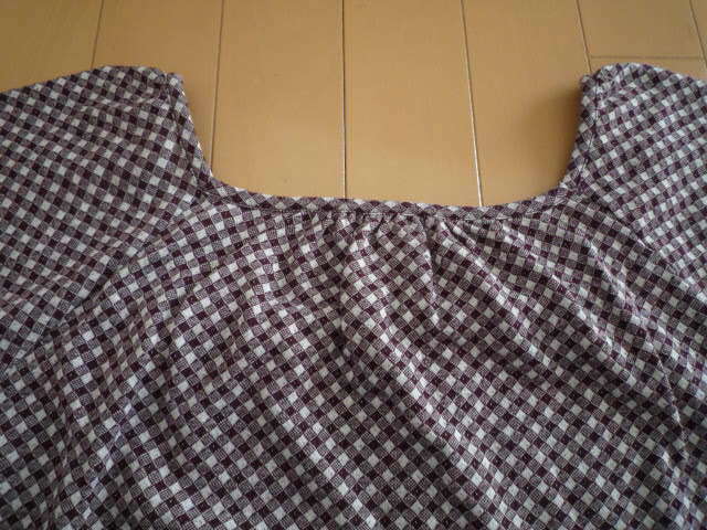  Vert Dense tunic 2M wine Brown check pattern piling have on short sleeves frill velour cut and sewn lady's cut and sewn 