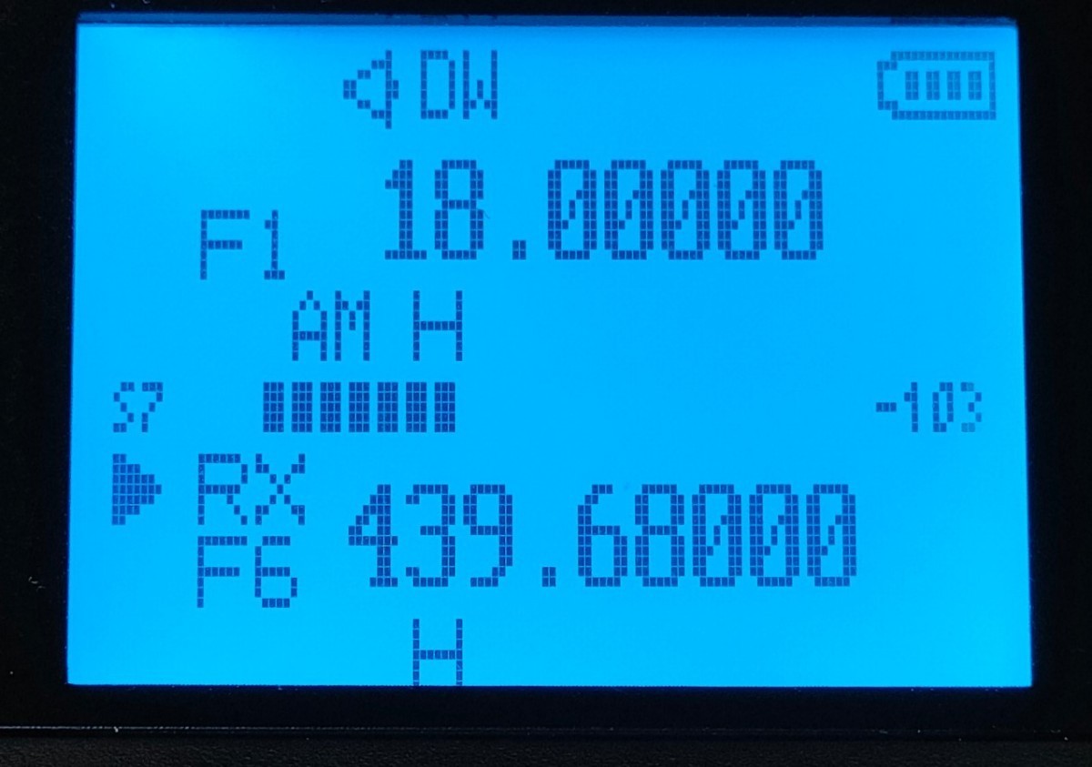 スペアナ機能付き 広帯域受信機 UV-K5の上位機種　 UV-5R PLUS プログラミングケーブル付_画像4