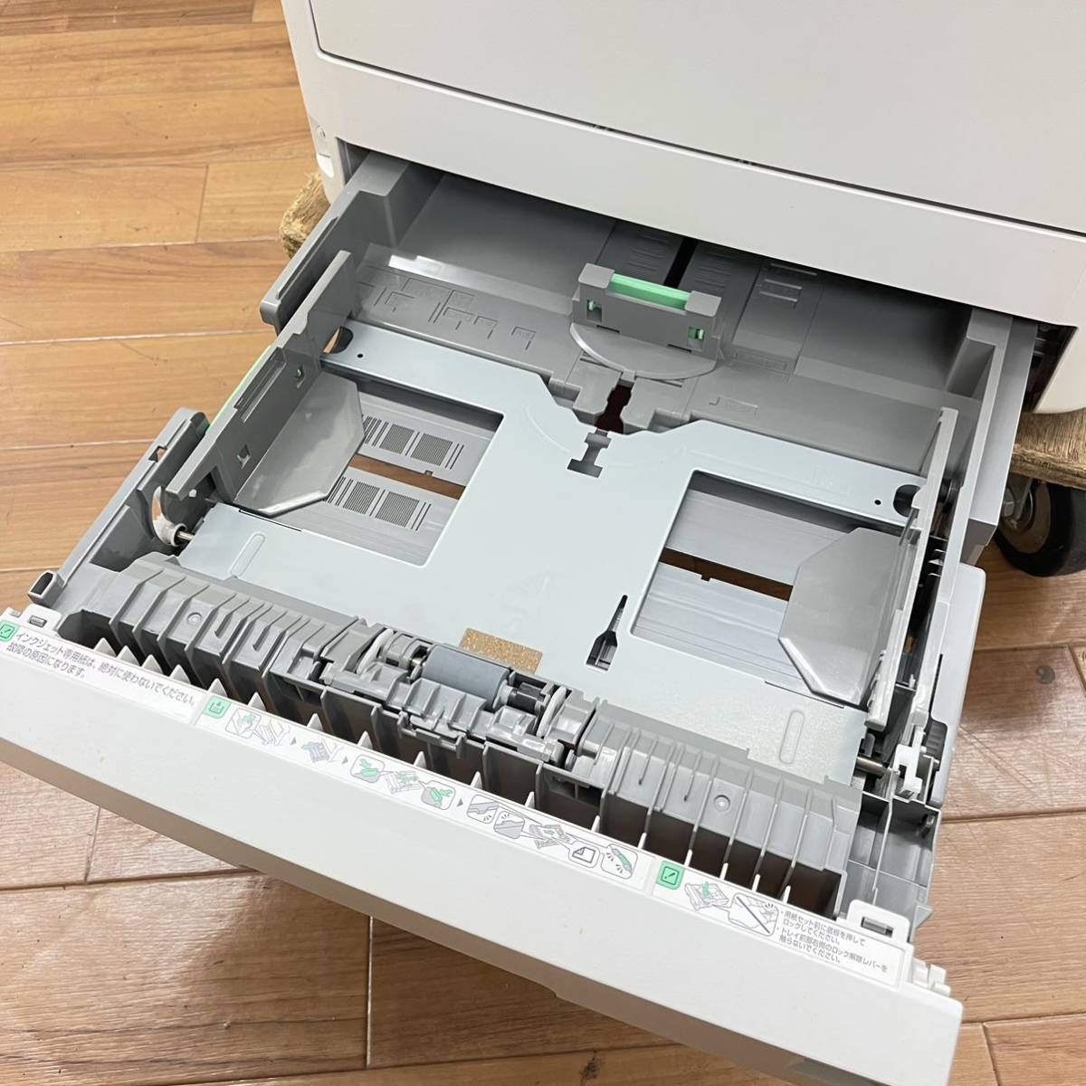 埼◇ 直接引取歓迎 春日部市 RICOH リコー A3カラープリンター SP C740 印刷枚数2032ページ メモリ 256MB レーザープリンター ◇390_画像9