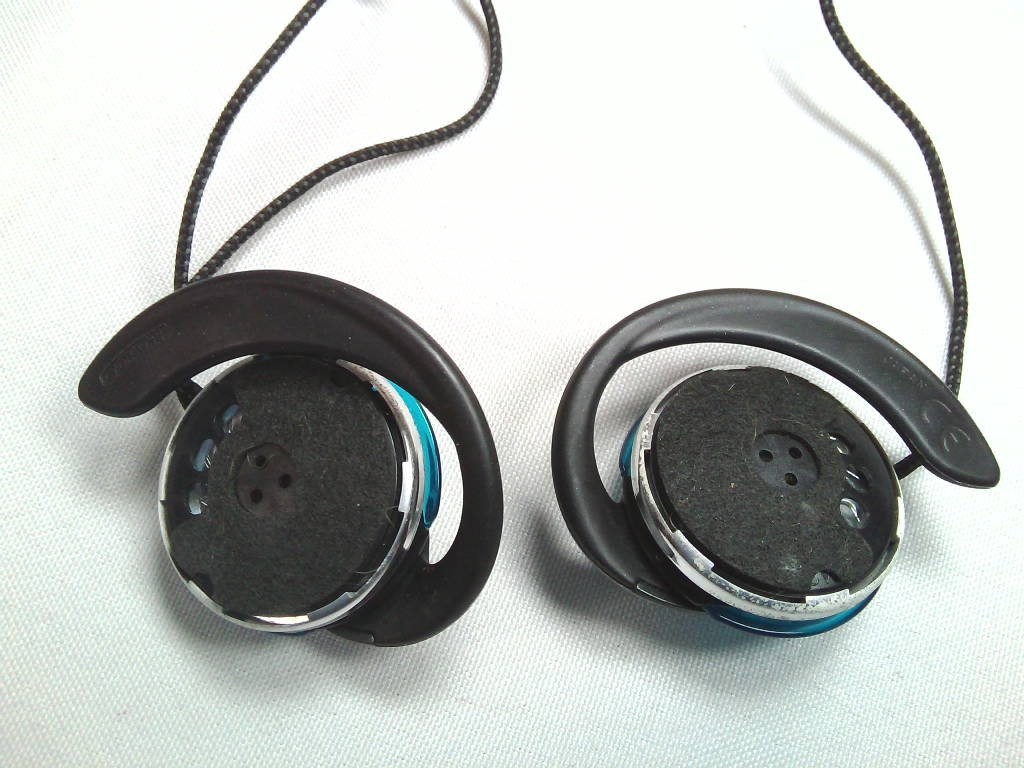 SONY　耳かけ式ヘッドフォン　MDR-Q33　日本製　★動作品_画像3