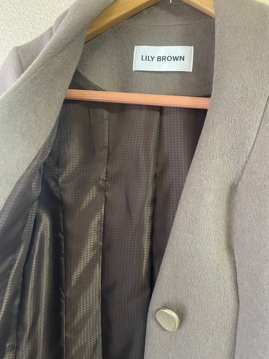 リリーブラウン　lily brown チェスターコート