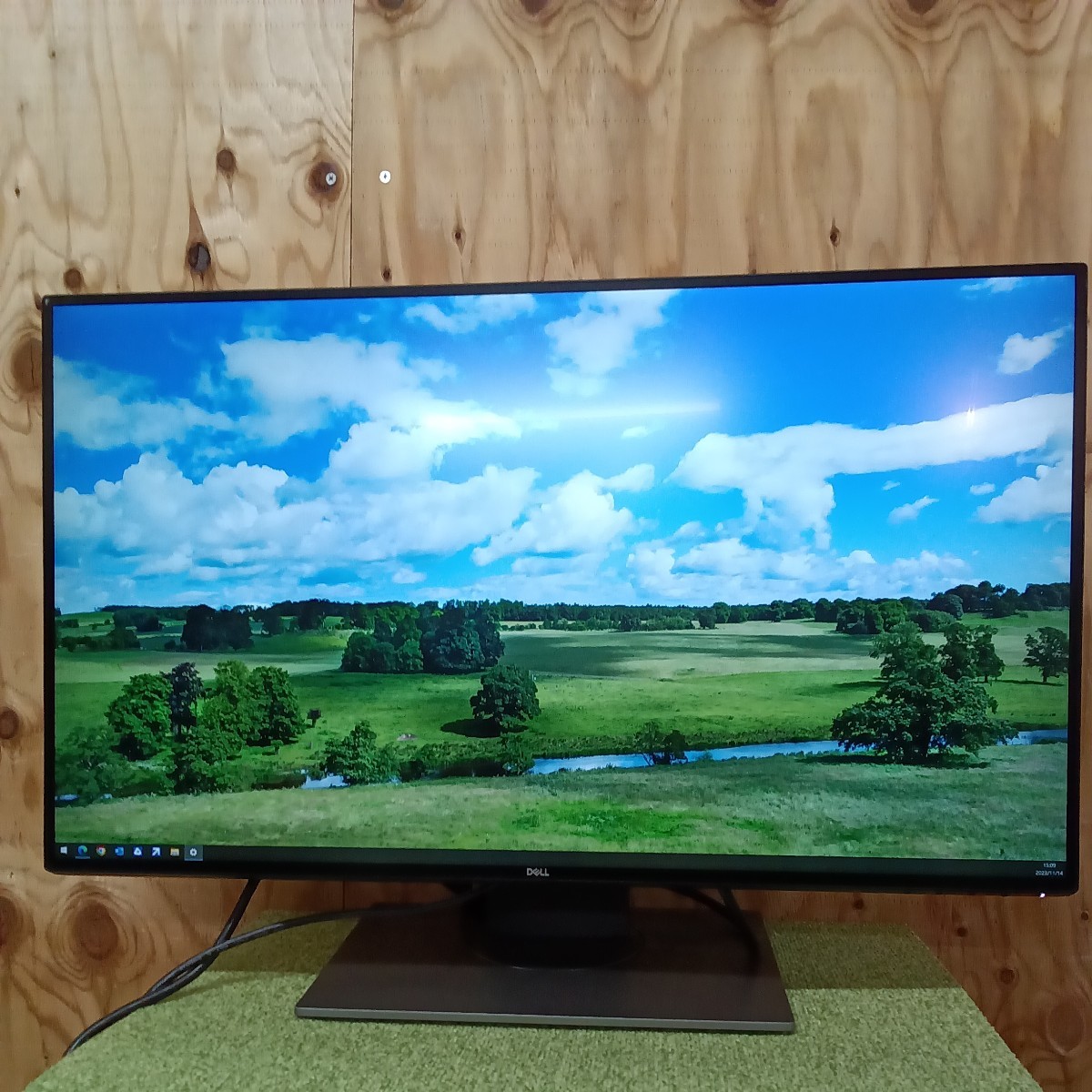 27インチ 液晶モニター DELL 4Kモニター U2718QM no.1_画像1