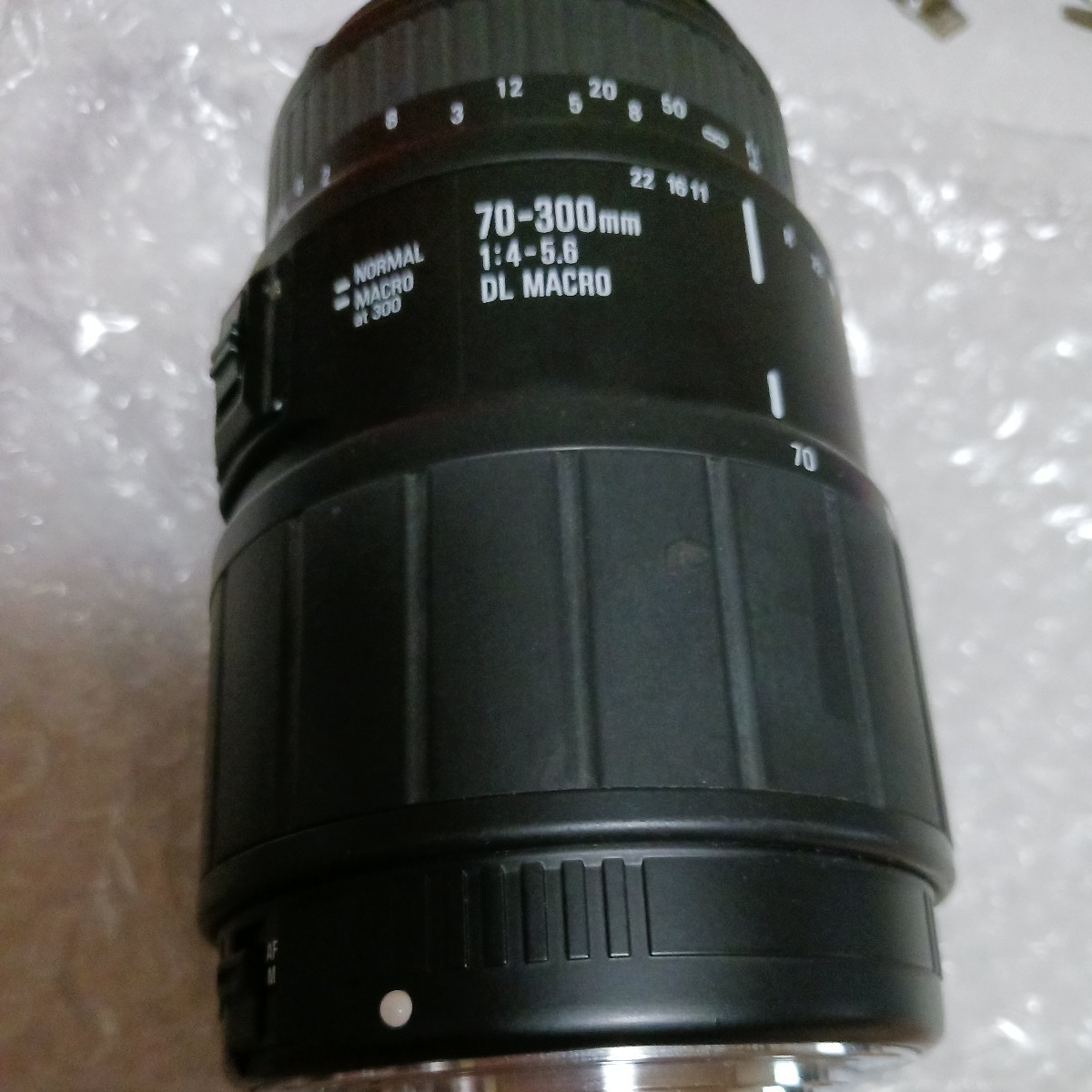 写真機SIGMA　レンズのみ　70-300mm　DL　MACRO　ジャンク_画像2