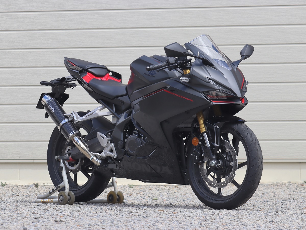 新品 WR’S CBR250RR 2023～(8BK-MC51) スリップオン ラウンドタイプ カーボンサイレンサー BC1245JM マフラー_画像4