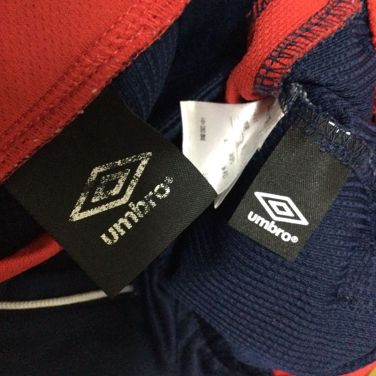 umbro/アンブロ☆セットアップジャージ/上下セット☆ストレッチ/サッカー/フットサル/紺×金×赤/L_画像8