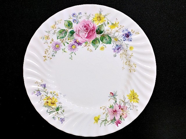 3QV selling up! tax less * Royal Doulton *ARCADIA(a LUKA tia)* dinner plate * approximately 27cm* flower * present condition * article limit *1117-11