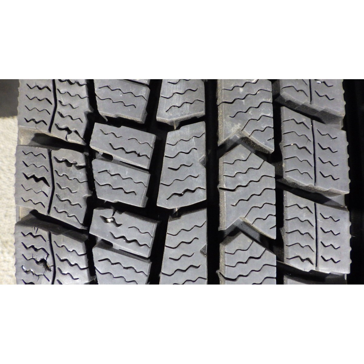 ダンロップ WINTER MAXX WM02 145/80R13 4本SET◎2019年製8.5~9分山スタッドレス◎中古 特筆すべき損傷なし◎旭川手渡し可◎N-BOX等に_画像2