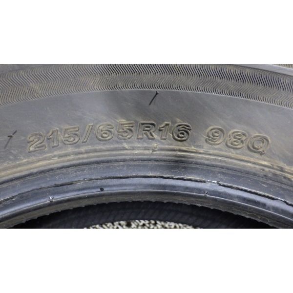 ブリヂストン BLIZZAK VRX3 215/65R16 2本のみ◎2022年製8~9分山スタッドレス◎中古 2本に若干の片減りあり◎手渡し可◎ヴェルファイア等に_画像8