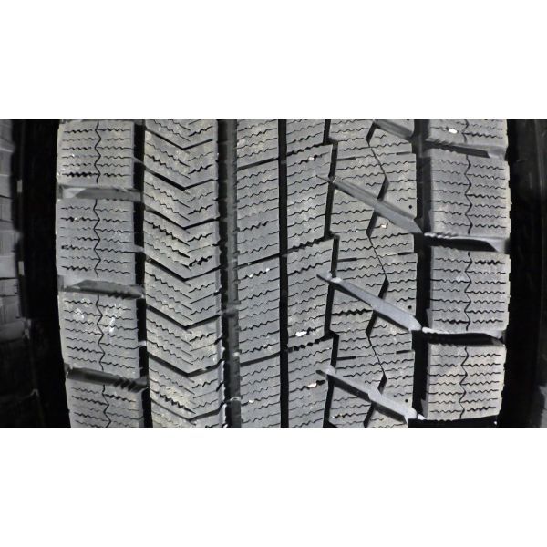 ブリヂストン BLIZZAK VRX 225/55R18 4本SET◎2017年製9分山スタッドレス◎中古 1本に若干のビート傷あり◎旭川手渡し可◎エルグランド等に_画像4